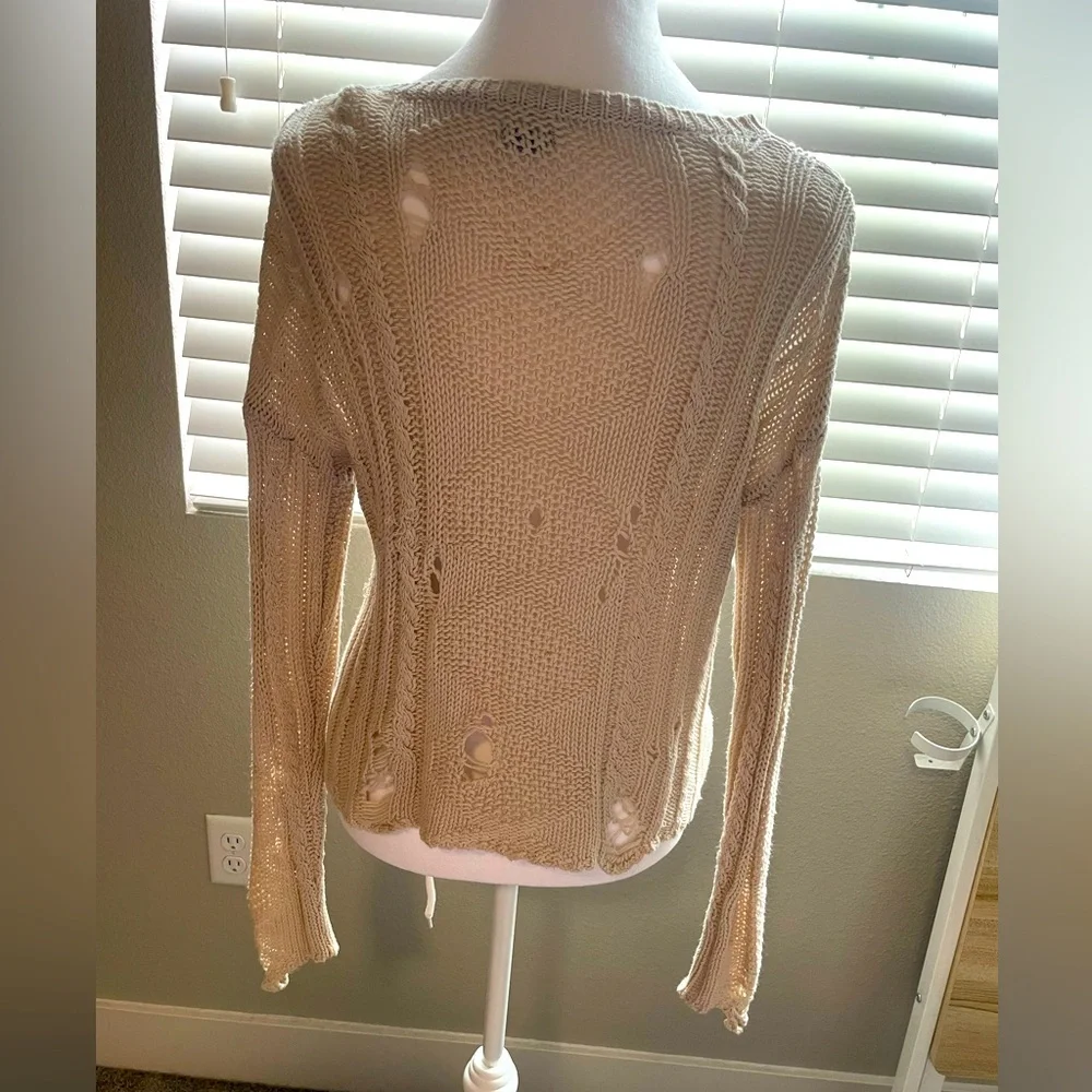 Distressed Sweater - Picture 2 of 3
